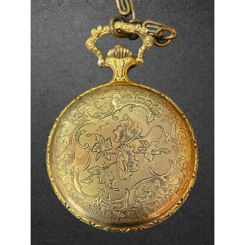 André Rivalle 17 Jewel Swiss Pocket Watch Hunting Scene